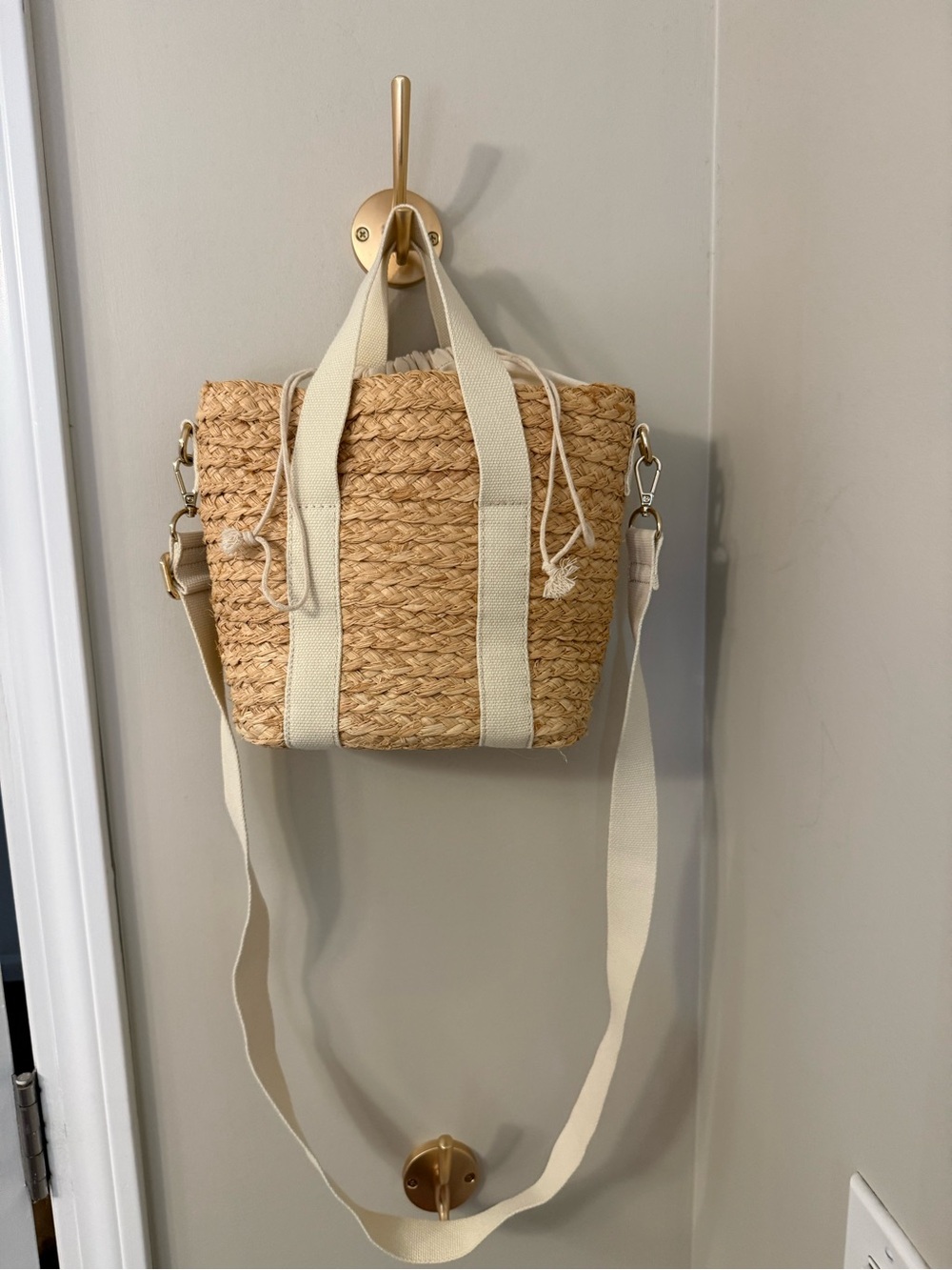 J Crew Woven Straw Bucket Tote with Cream Straps - New Without Tags